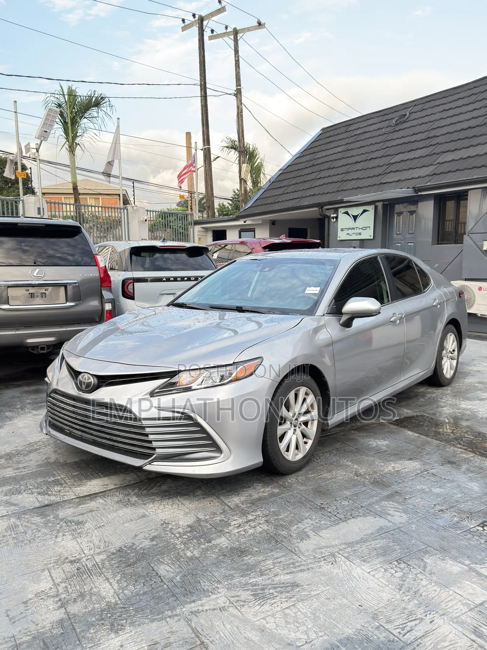 Toyota Camry LE FWD 2020 Gray