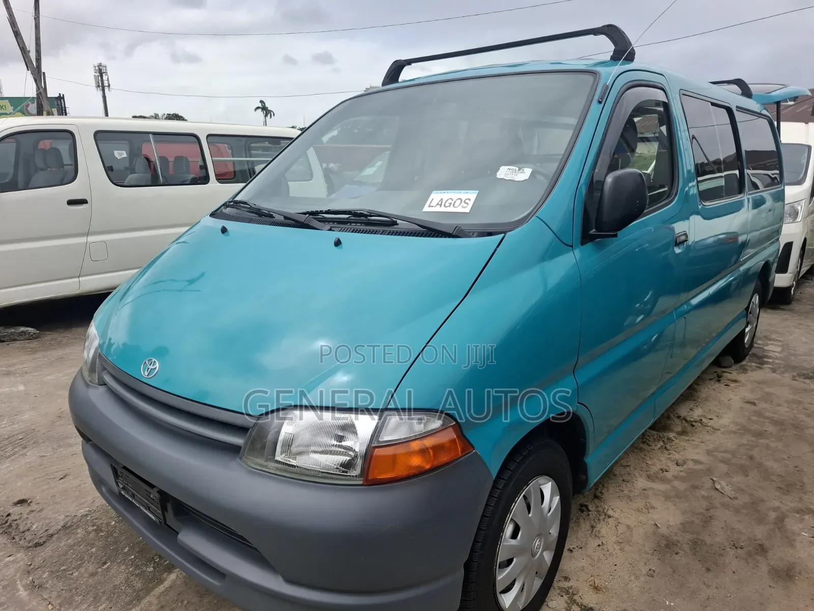 Toyota HiAce 2003 Green