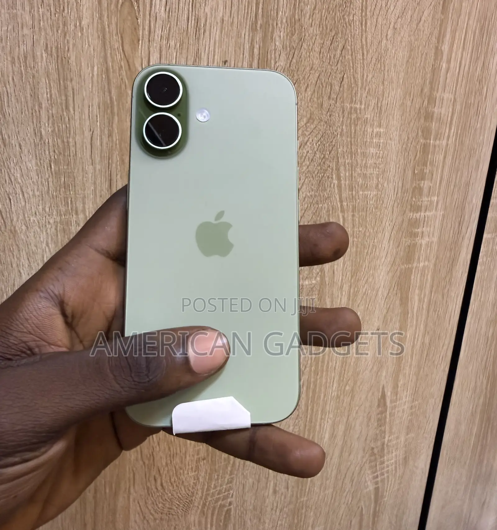 New Apple iPhone 17 256 GB Green