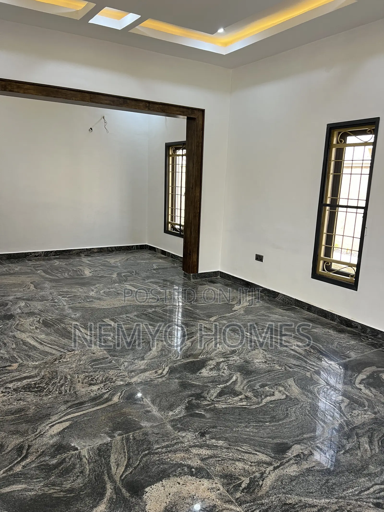 3bdrm Bungalow in Galadimawa for sale