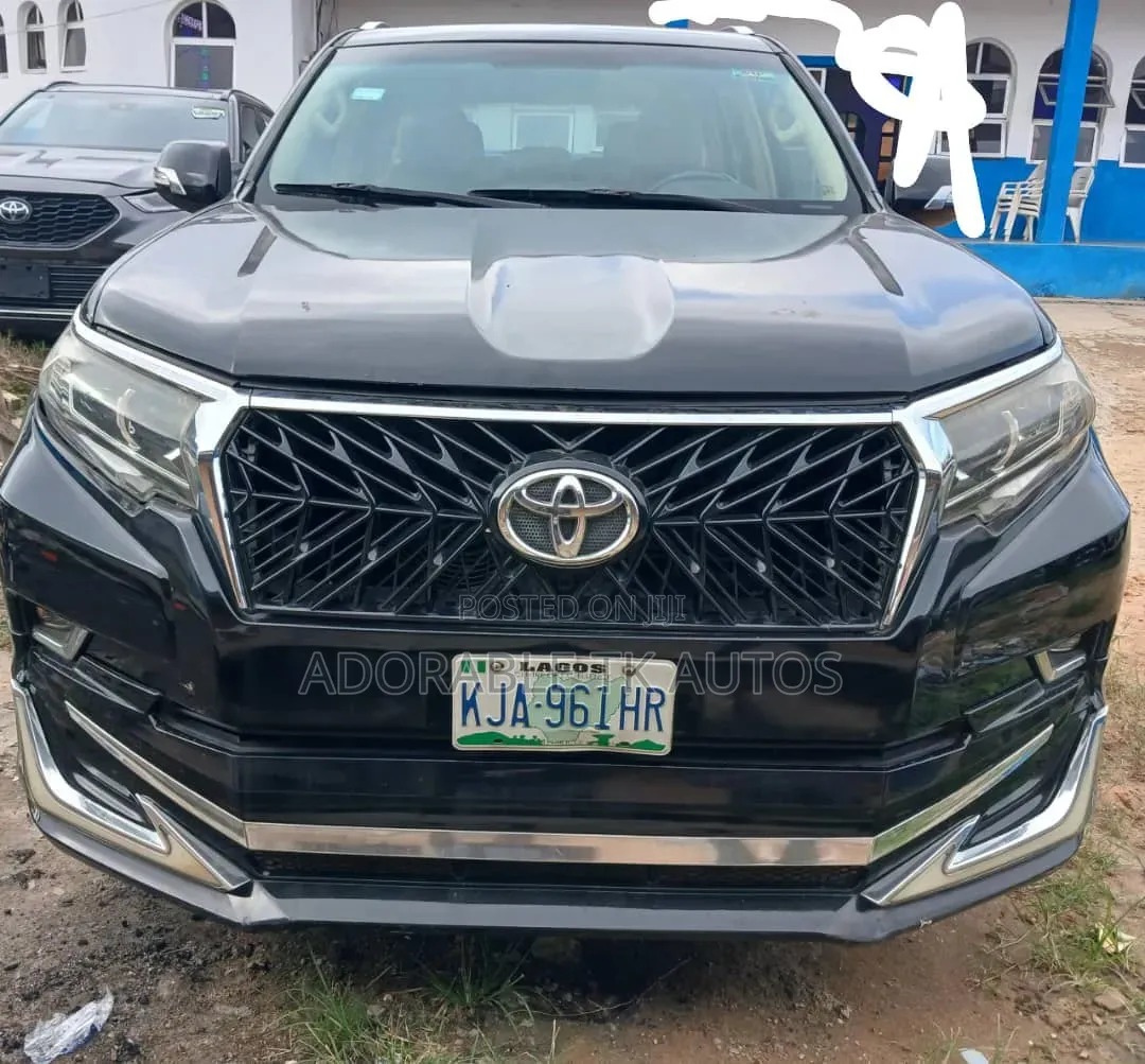 Toyota Land Cruiser Prado 2015 Black