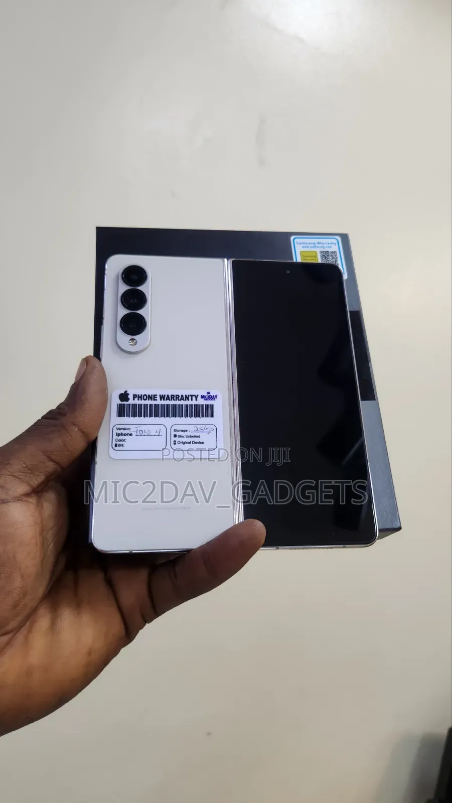 Samsung Galaxy Z Fold4 256 GB Gold