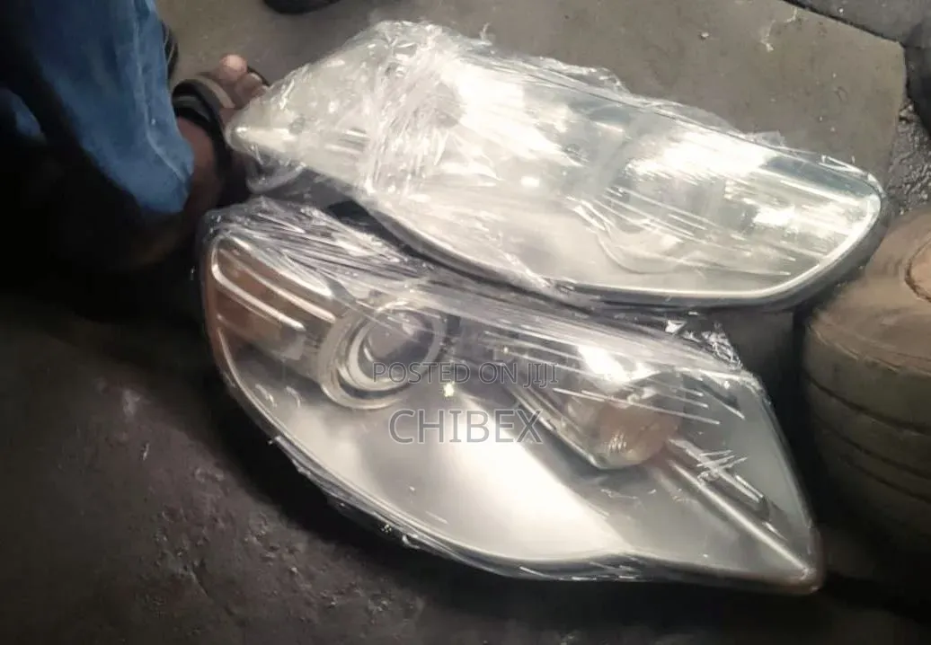 Set of Full Light for Volkswagen Touareg. 2008 Model. ( Tokunbo)