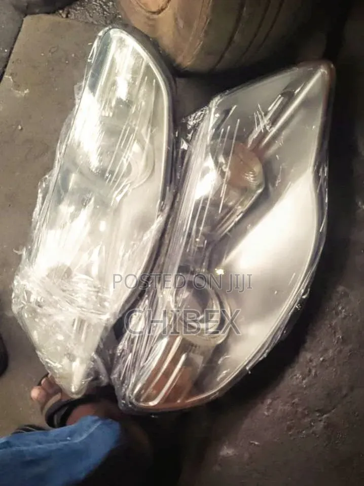 Set of Full Light for Volkswagen Touareg. 2008 Model. ( Tokunbo)