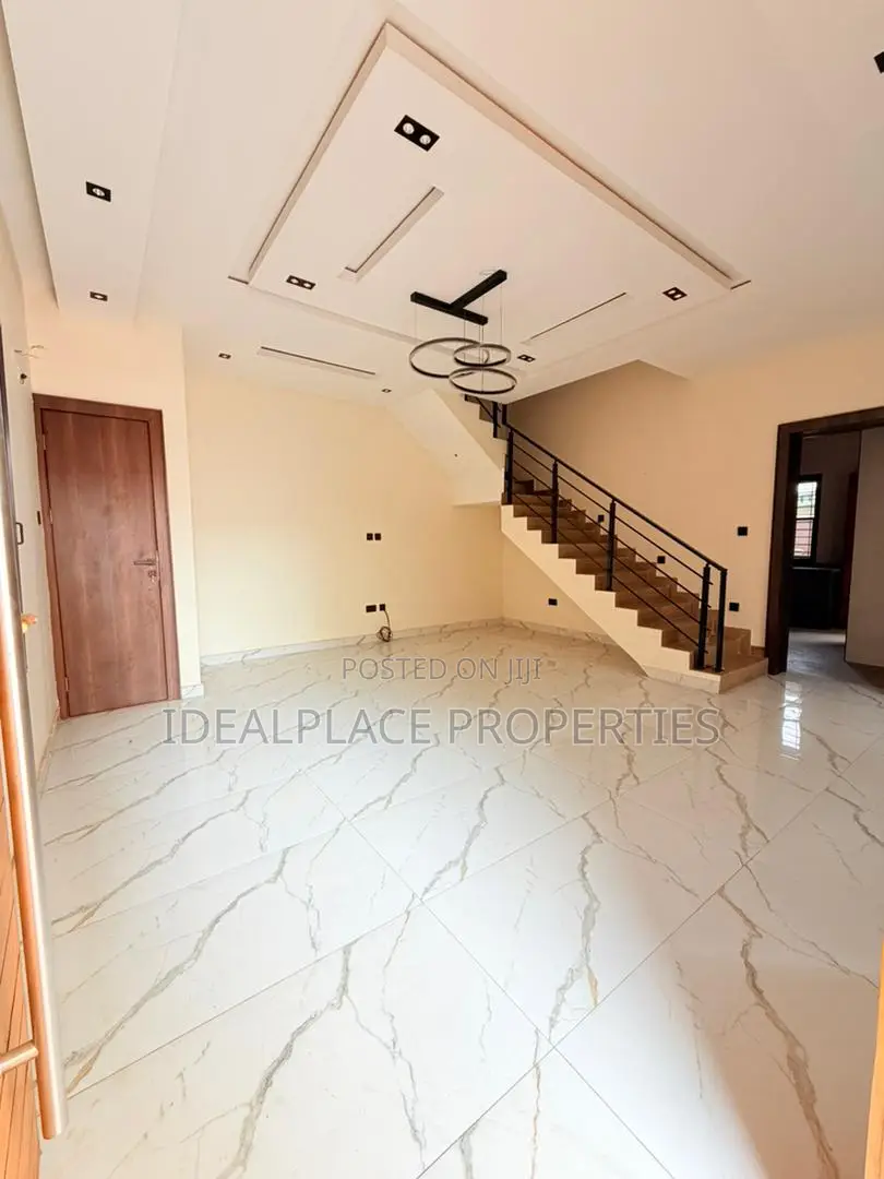 4bdrm Duplex in GRA Phase 1 for sale