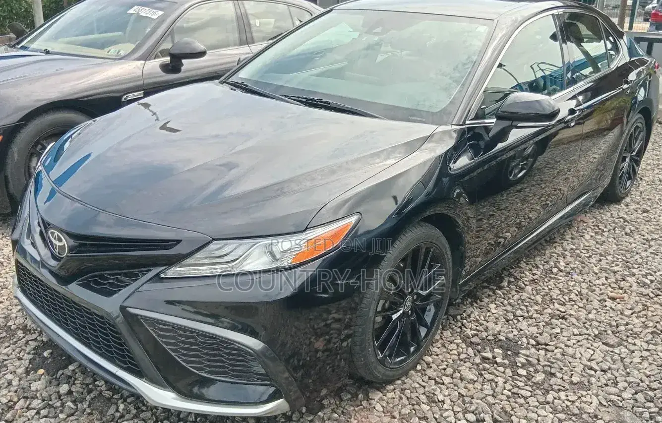 Toyota Camry SE Nightshade AWD 2024 Black