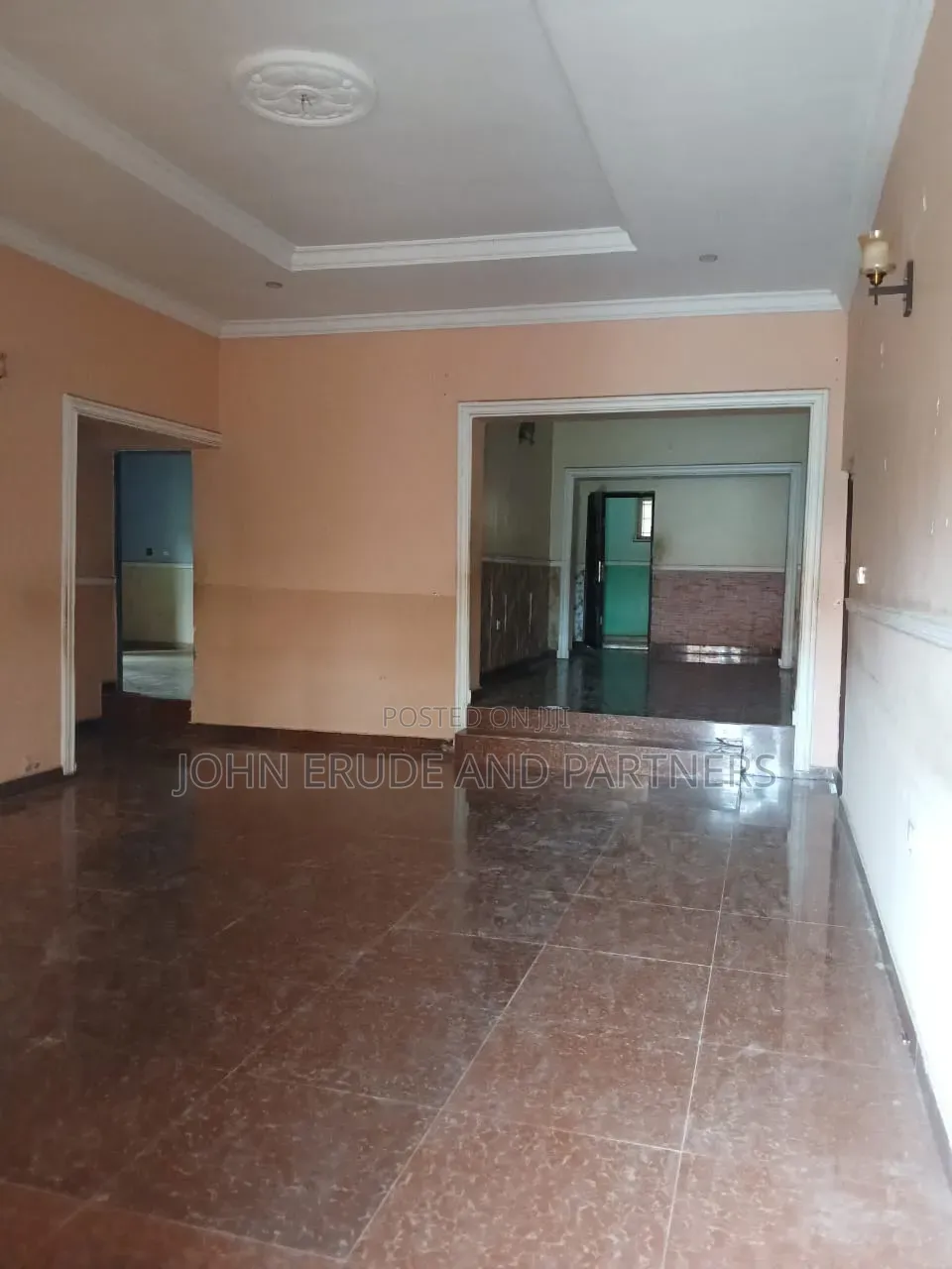 5bdrm Bungalow in Ipent 2, Lokogoma for rent
