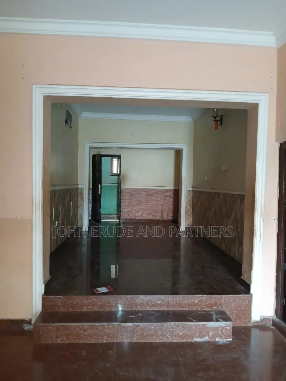5bdrm Bungalow in Ipent 2, Lokogoma for rent