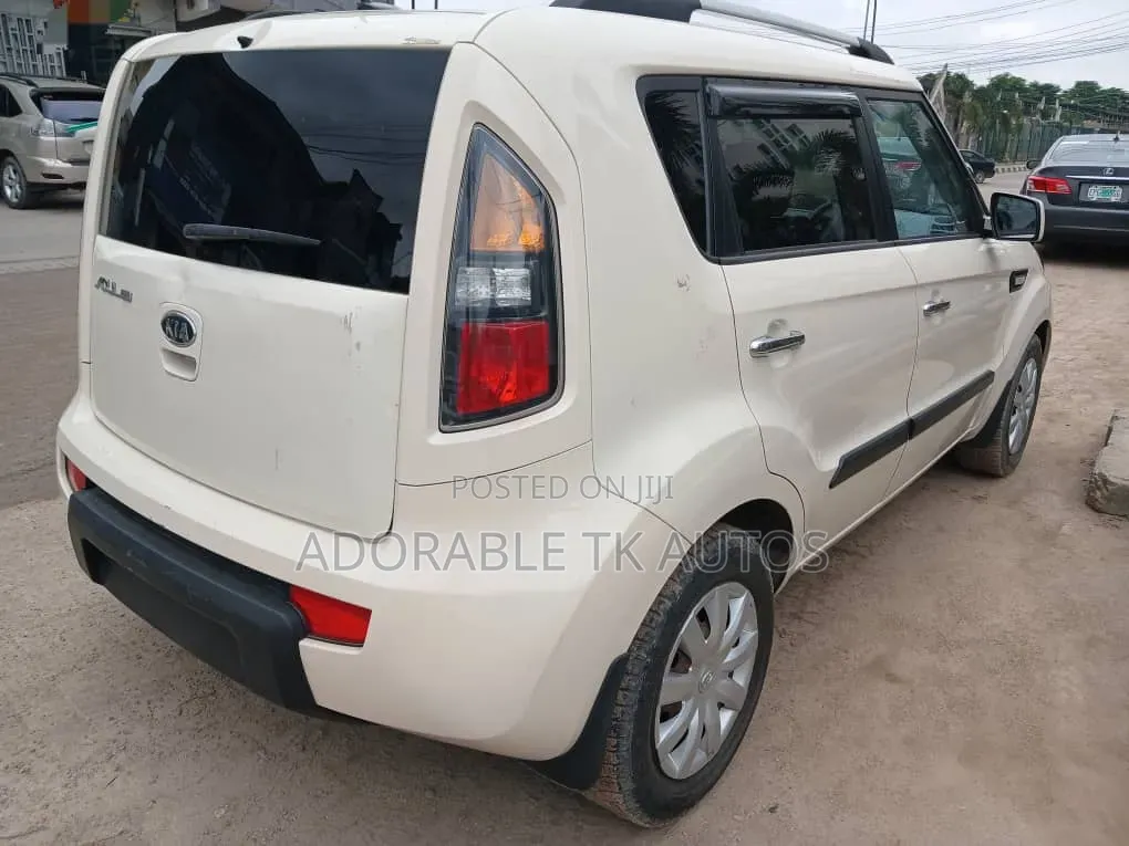 Kia Soul Automatic 2011 Brown