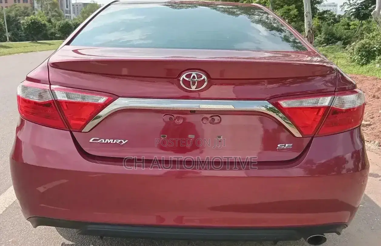 Toyota Camry SE 4dr Sedan (2.5L 4cyl 6A) 2016 Red