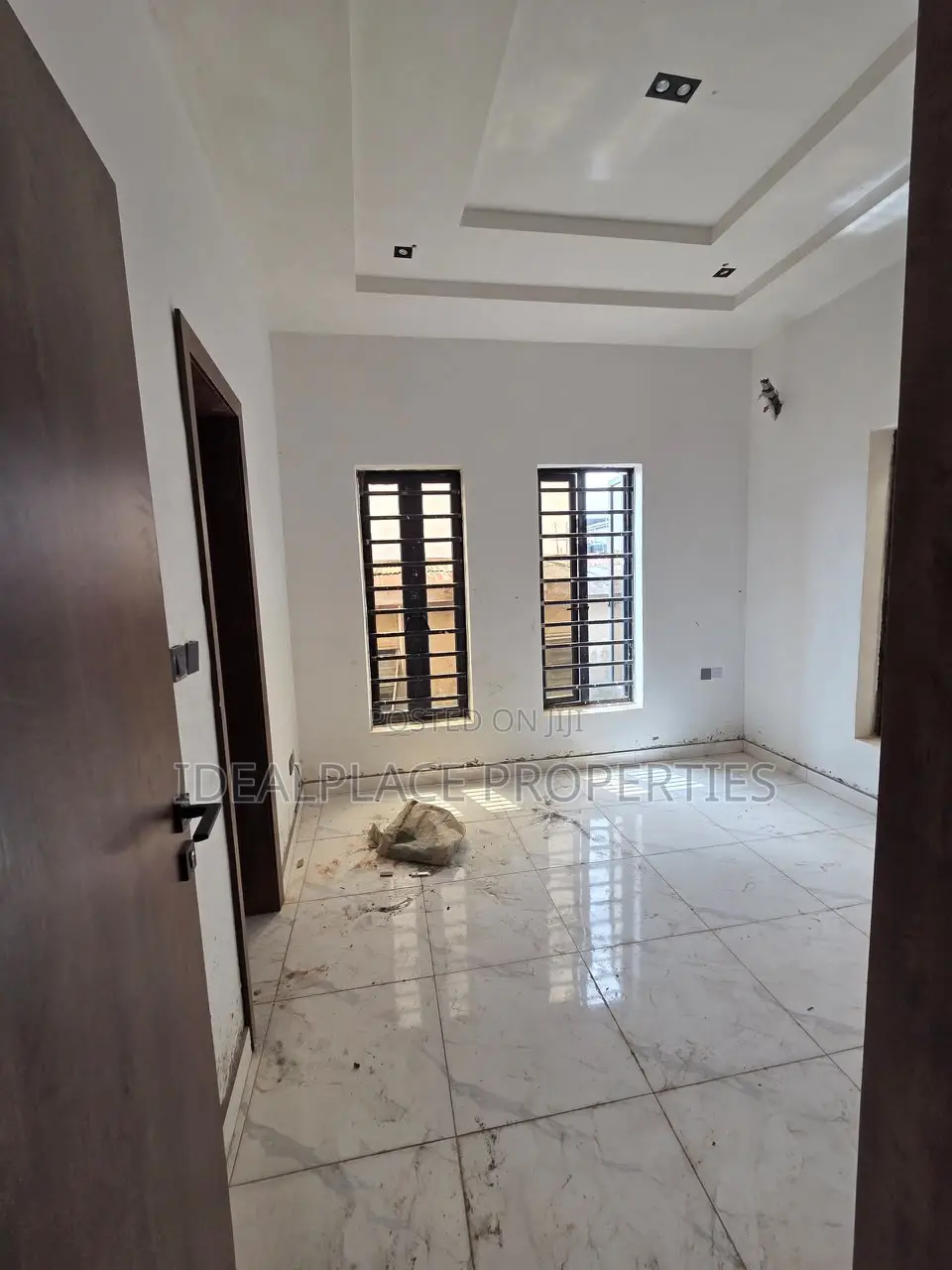 3bdrm Duplex in Ogba for sale