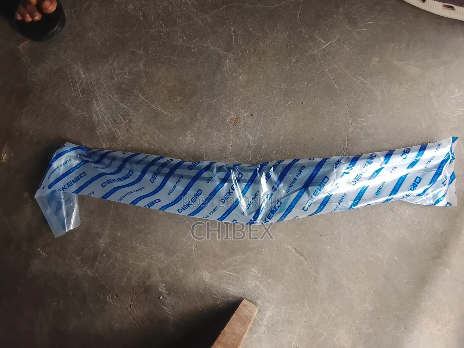Wiper Stick for Audi Q7. ( BRAND NEW) Available in Bulk. Original 100%