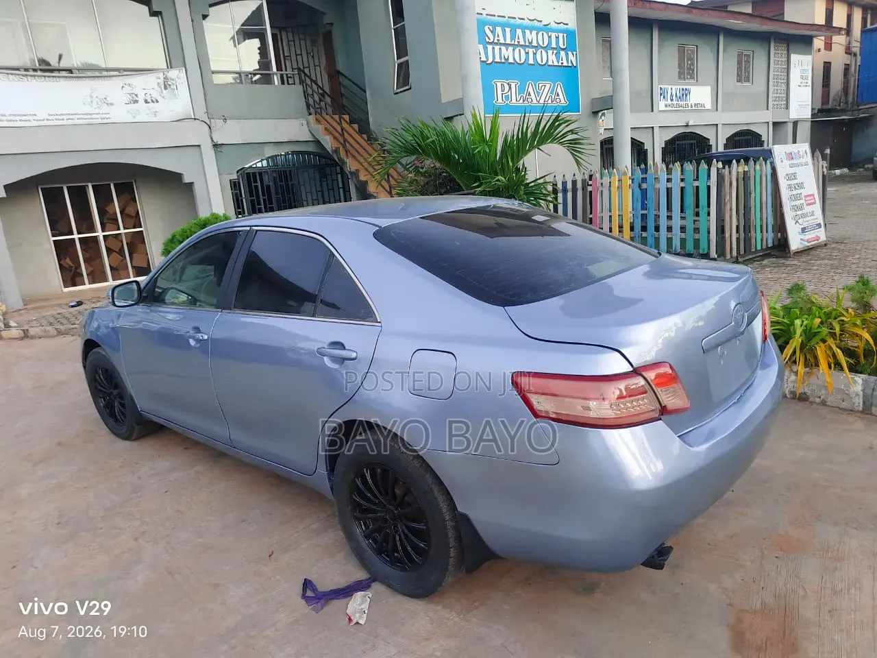 Toyota Camry 2008 Blue