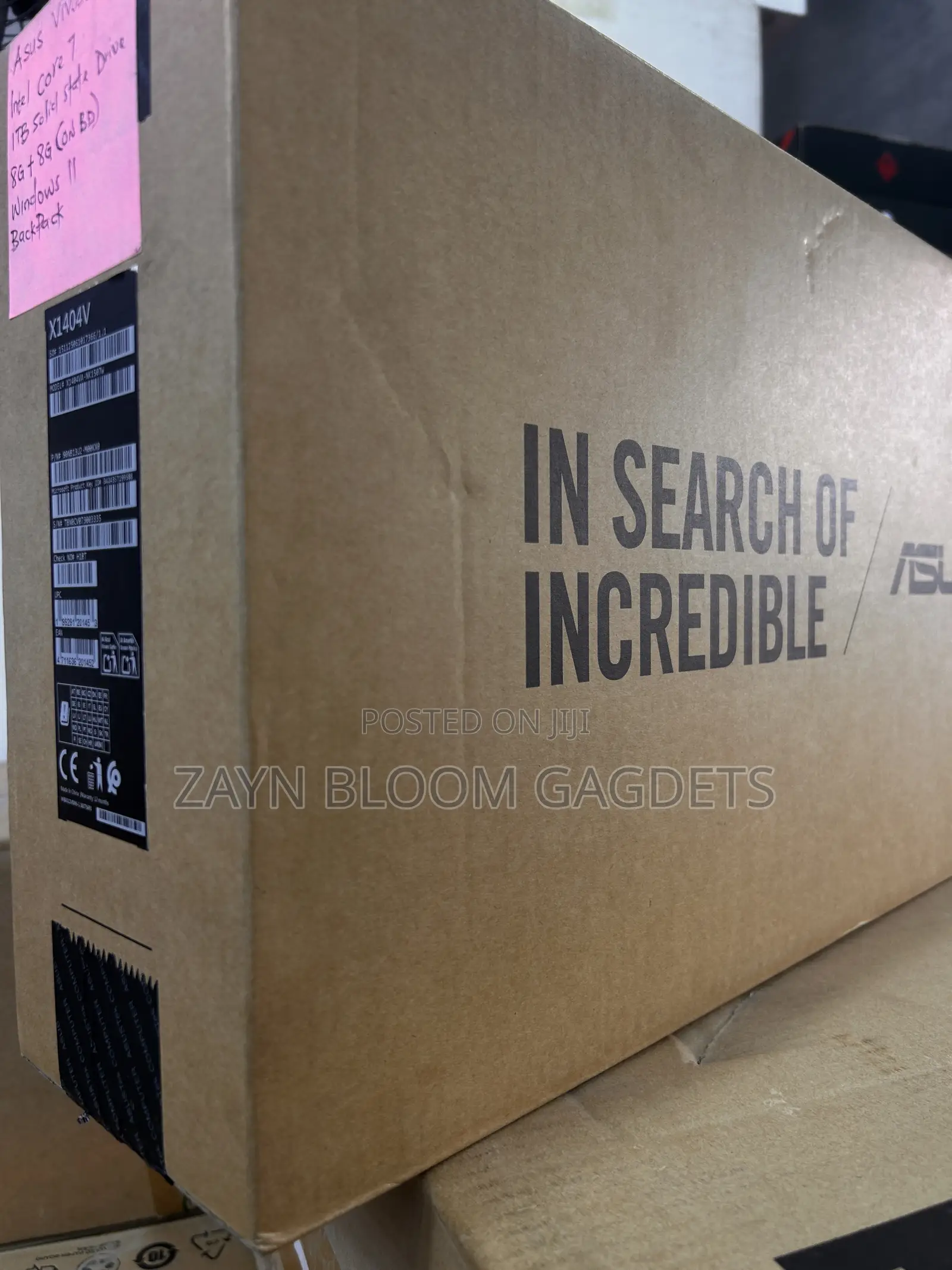 New Laptop Asus Vivobook 14 16GB Intel Core i7 SSD 1T