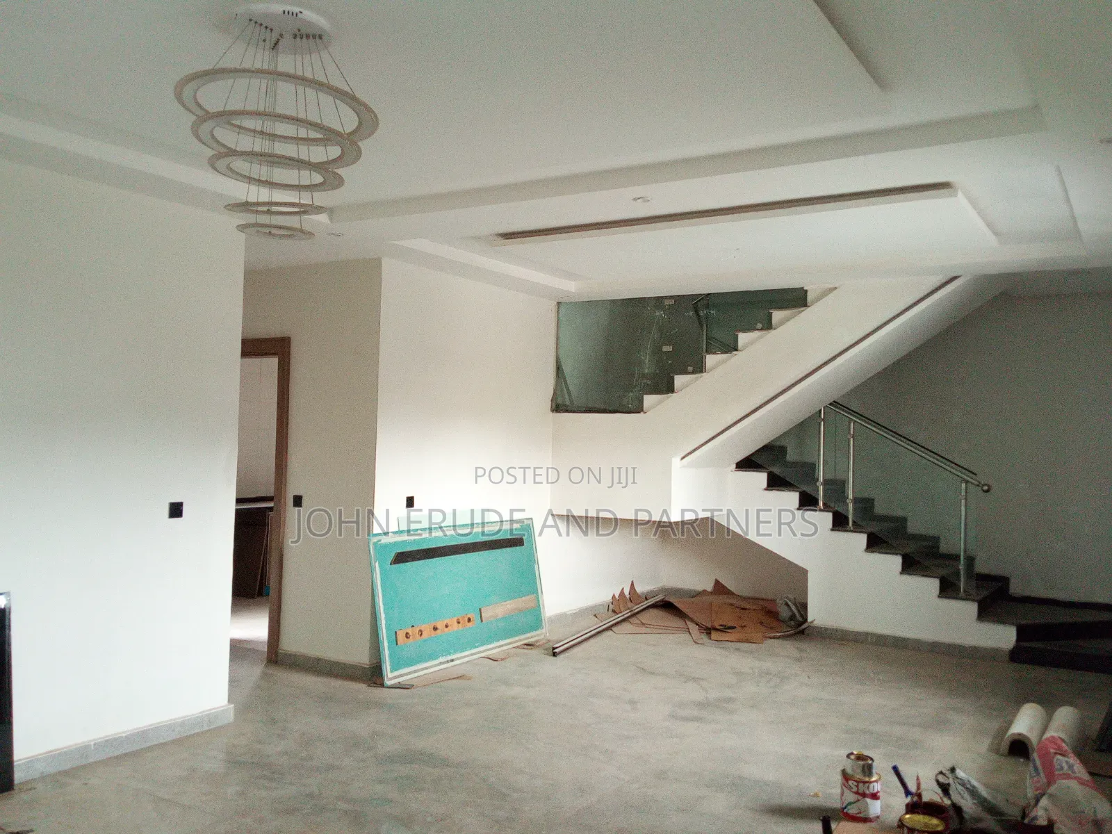 4bdrm Duplex in Jahi Main for sale