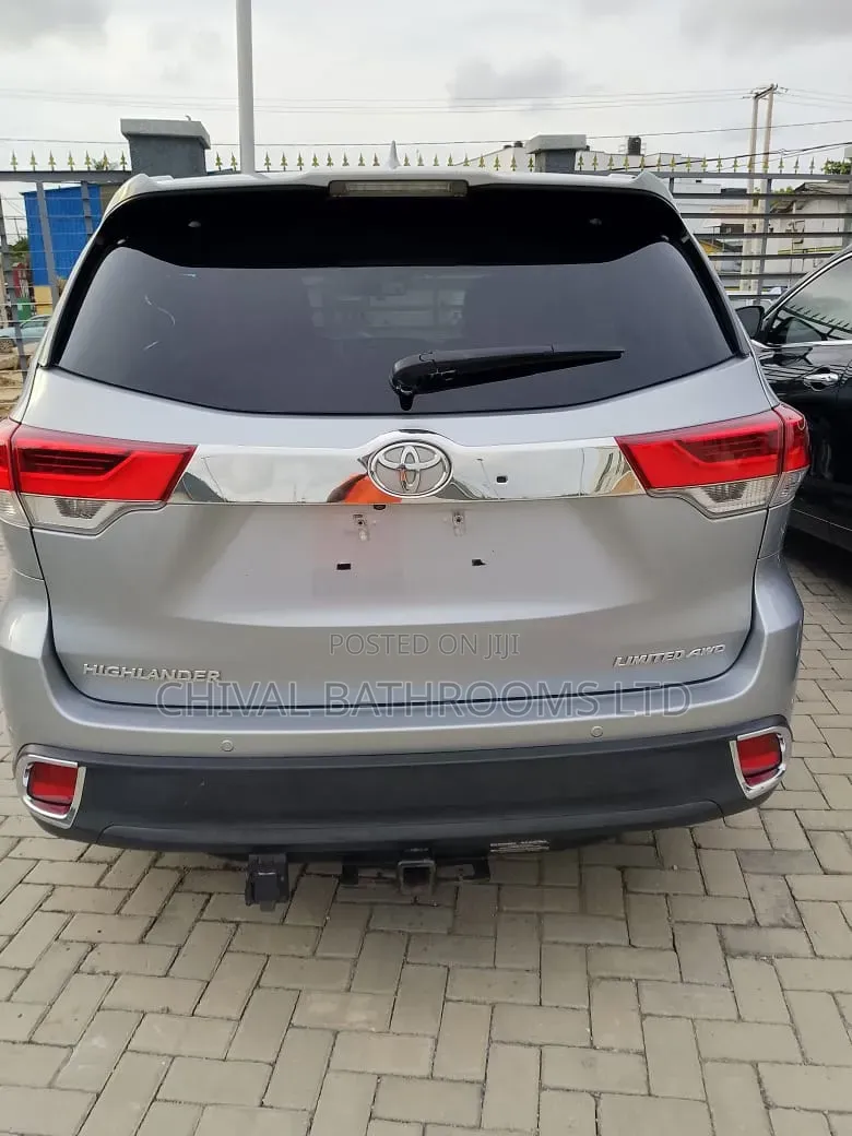 Toyota Highlander 2016 Silver