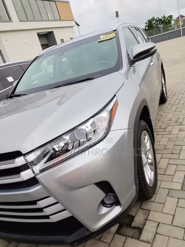 Toyota Highlander 2016 Silver
