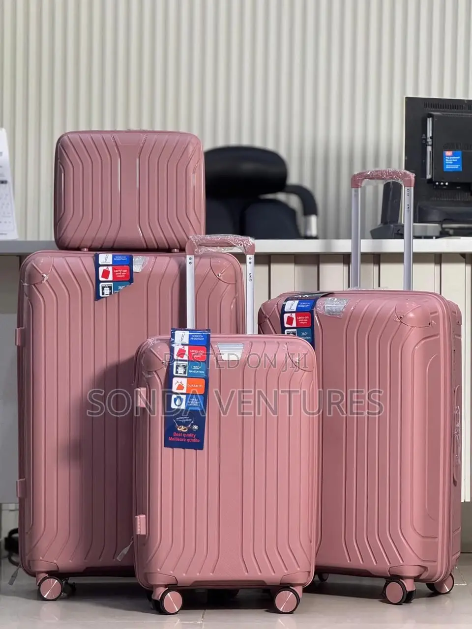 High Quality AK Unbreakable “4 Sets” Luggage Box