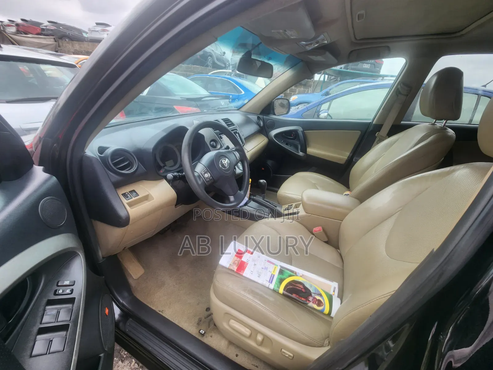 Toyota RAV4 2010 Black