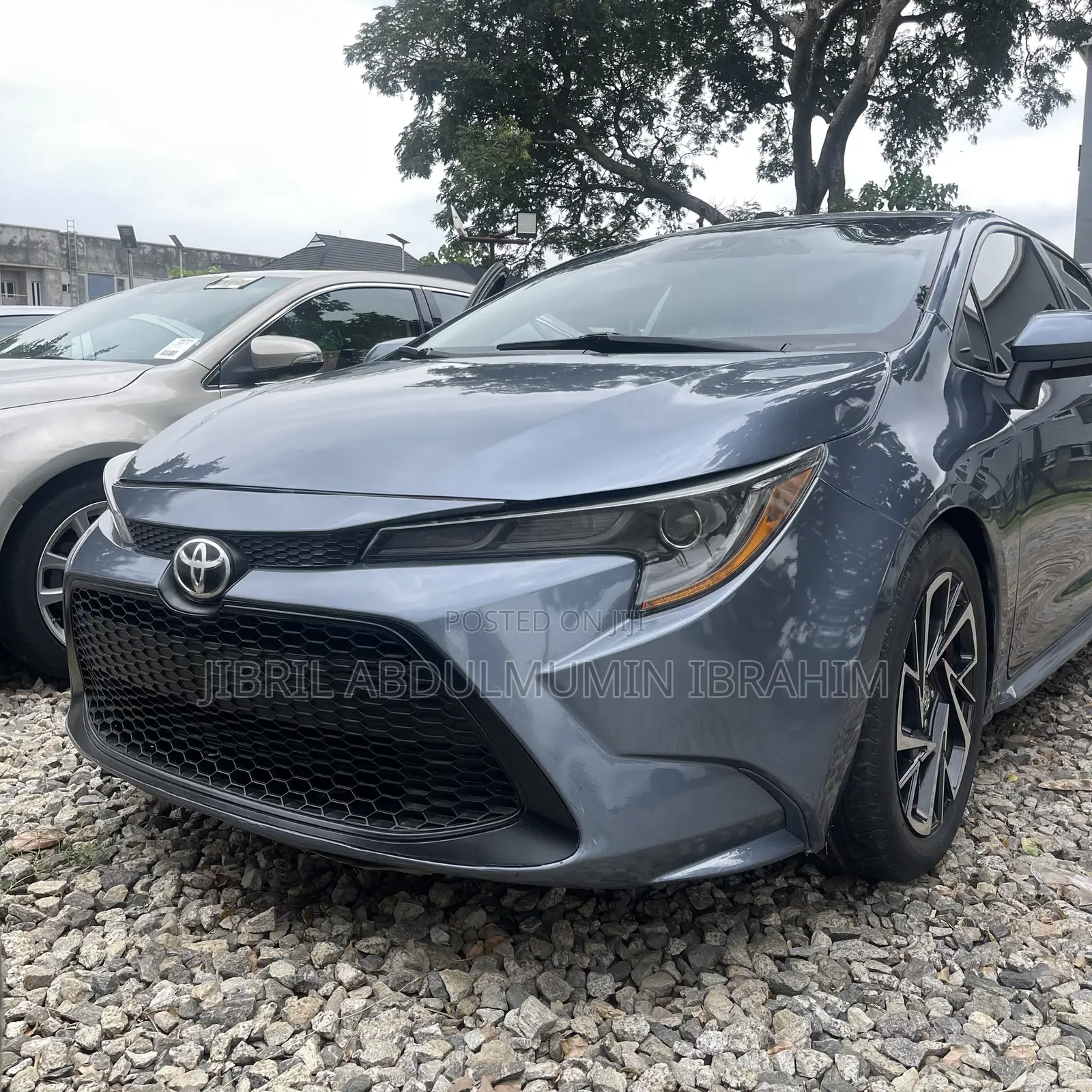Toyota Corolla LE 2020 Blue