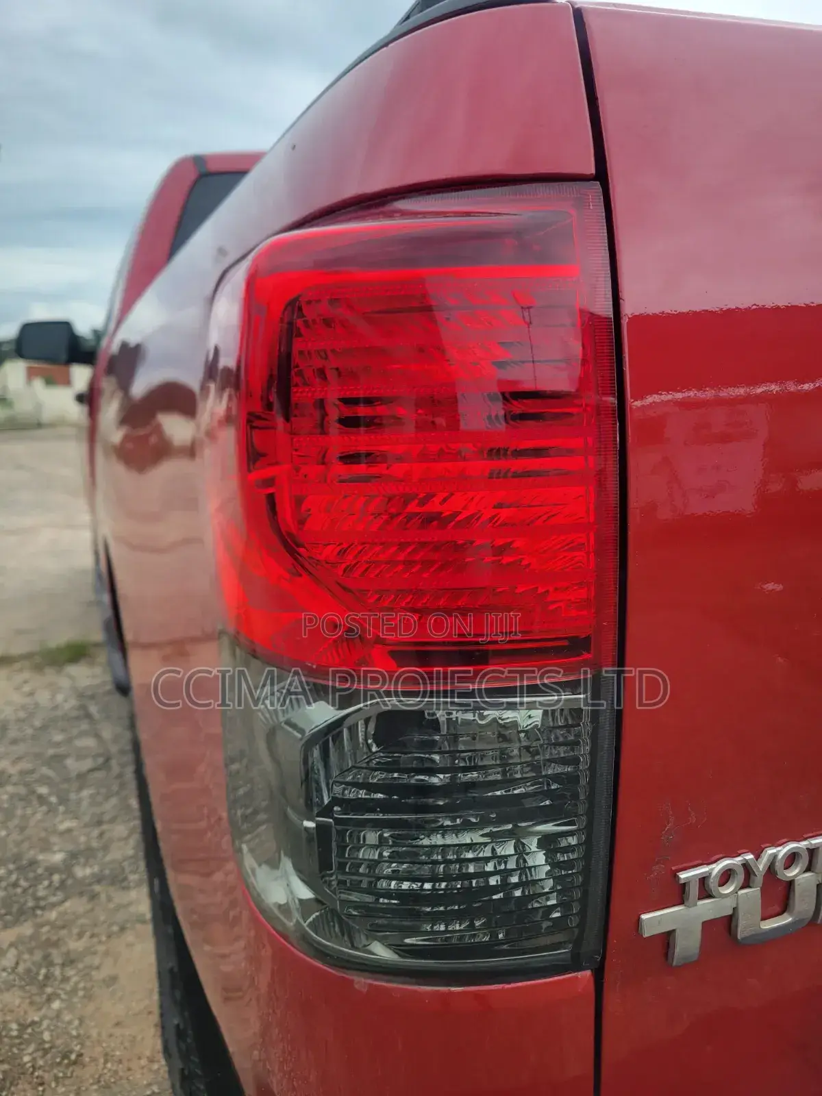 Toyota Tundra 2013 Red