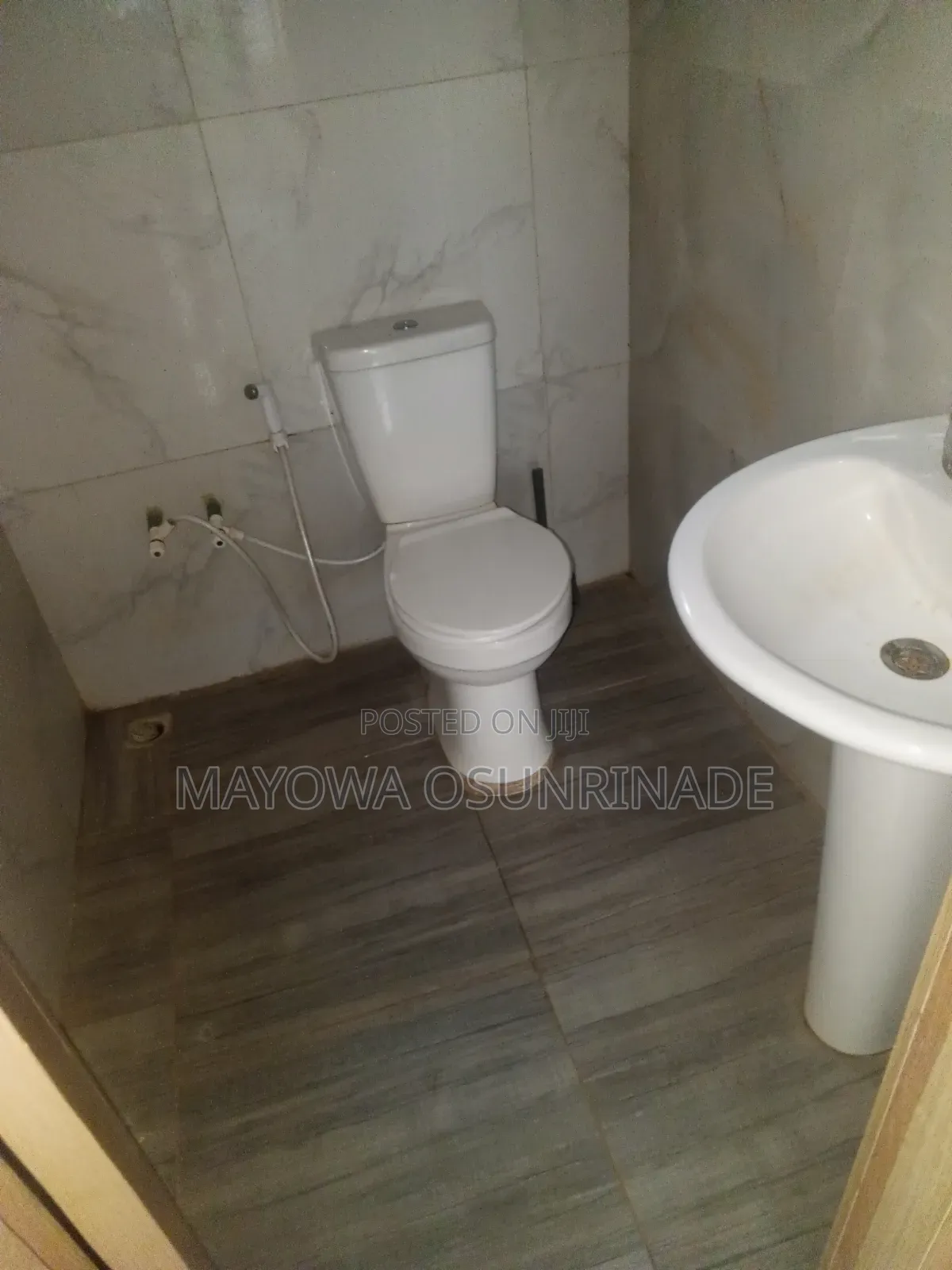 1bdrm Apartment in Ologuneru for rent