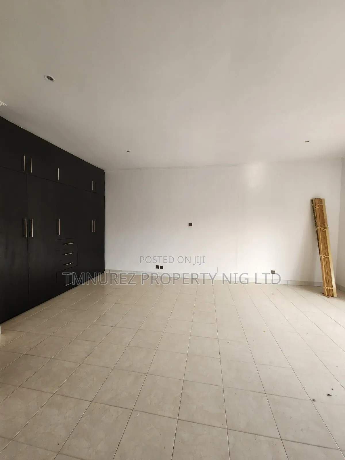 1bdrm Room & Parlour in Lekk Phase1 for rent