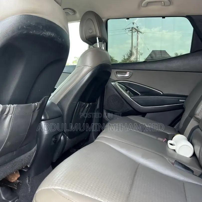 Hyundai Santa Fe 2014 Black
