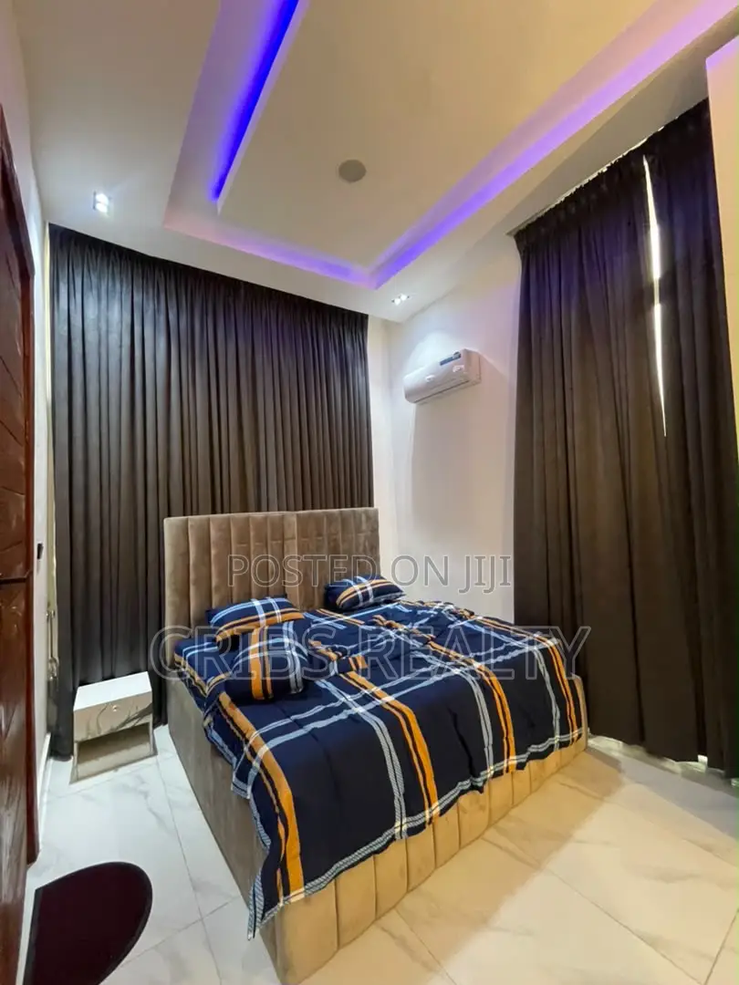 Furnished 2bdrm Apartment in Chevron for sale