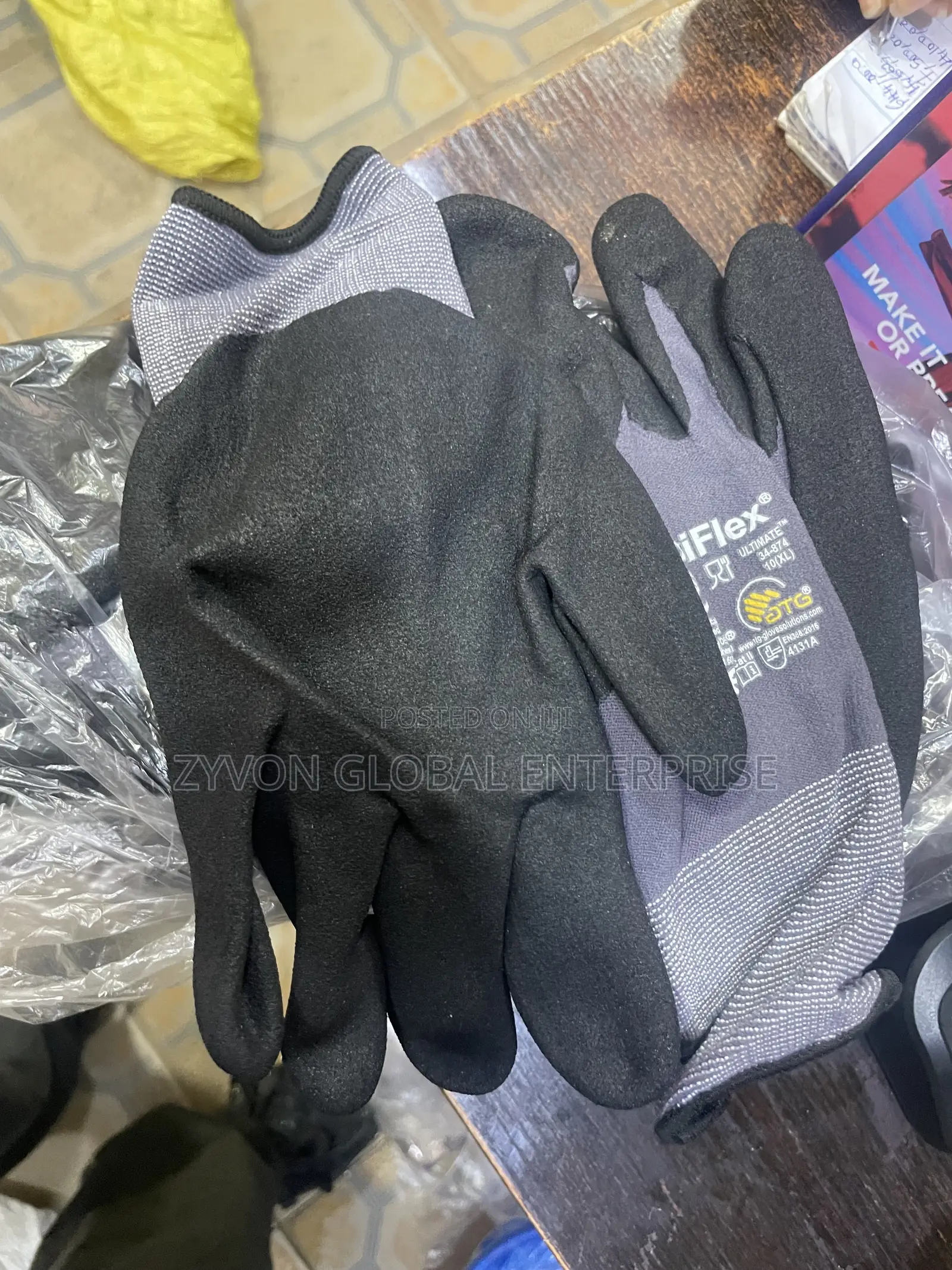 Anti Cut Hand Glove