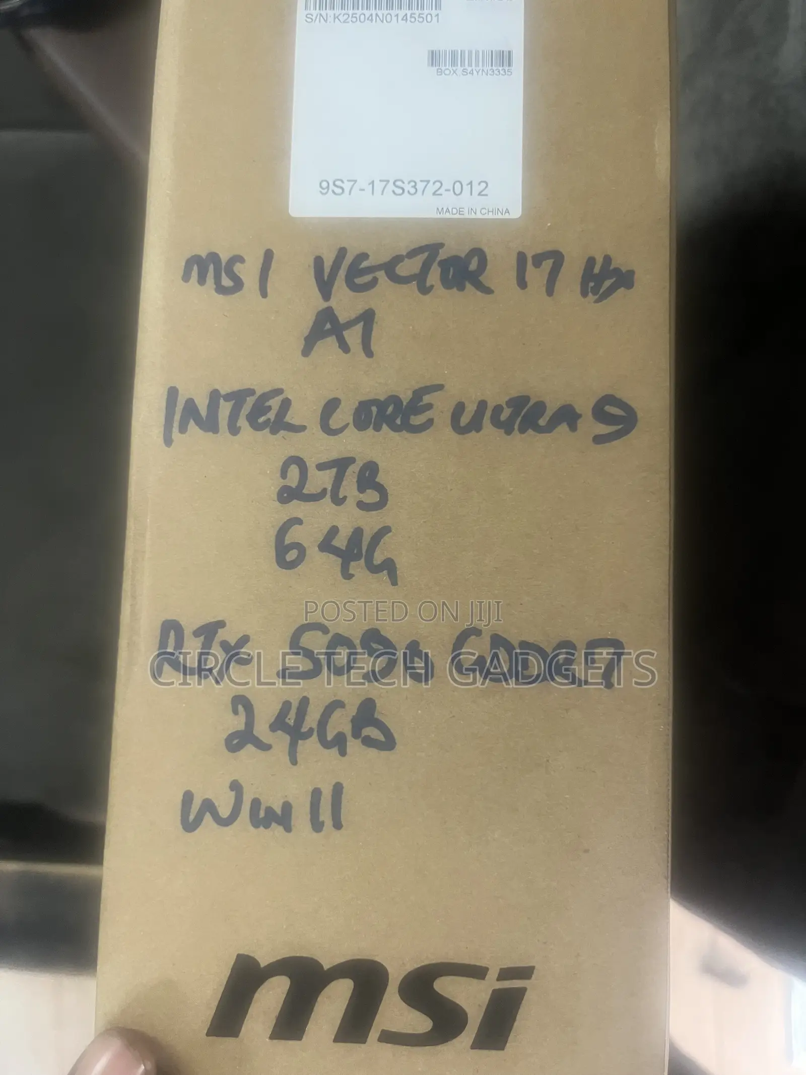 New Laptop MSI Vector 17 HX AI A2XWJG 64GB Intel Core Ultra 9 SSD 2T