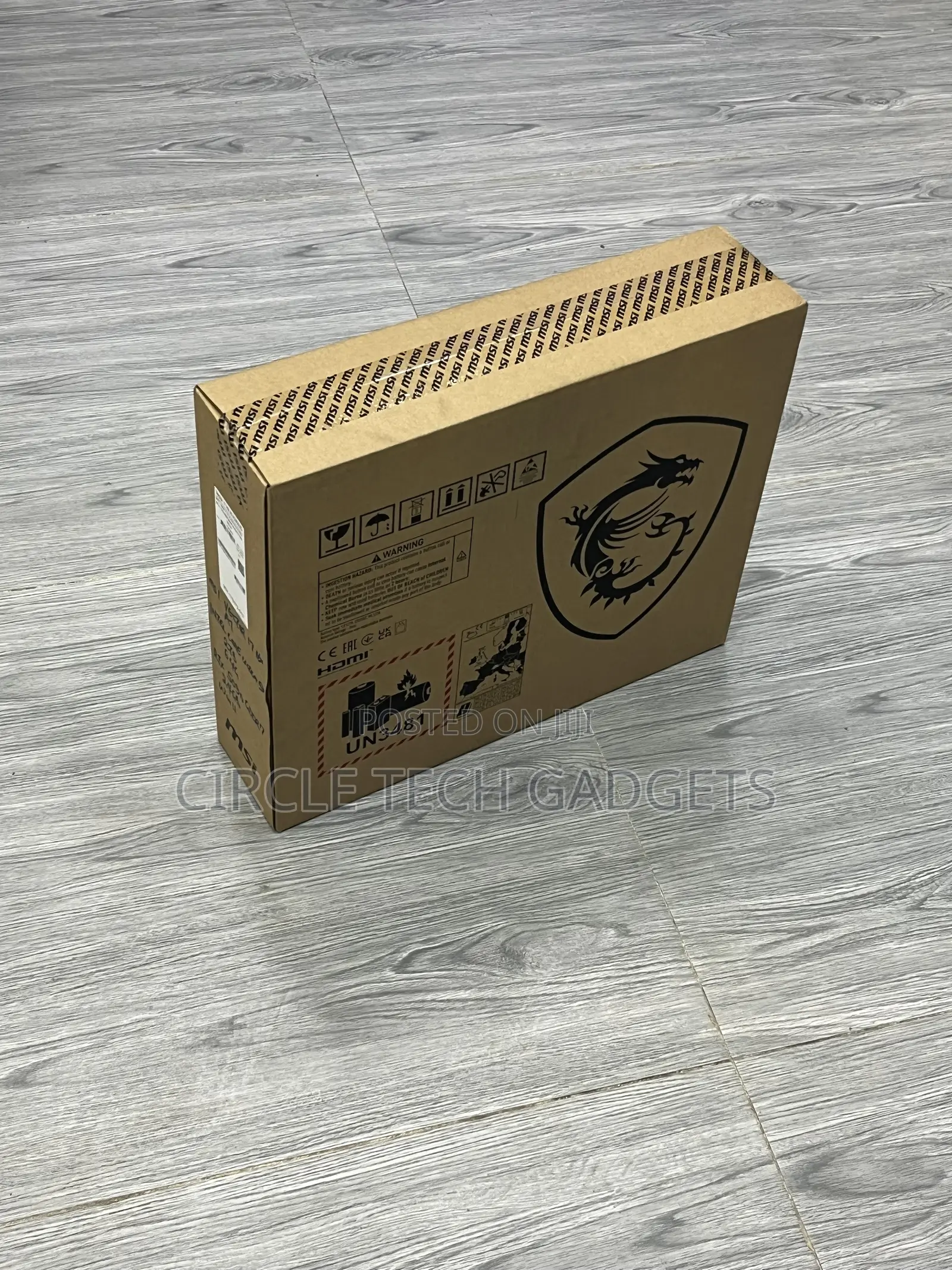 New Laptop MSI Vector 17 HX AI A2XWJG 64GB Intel Core Ultra 9 SSD 2T