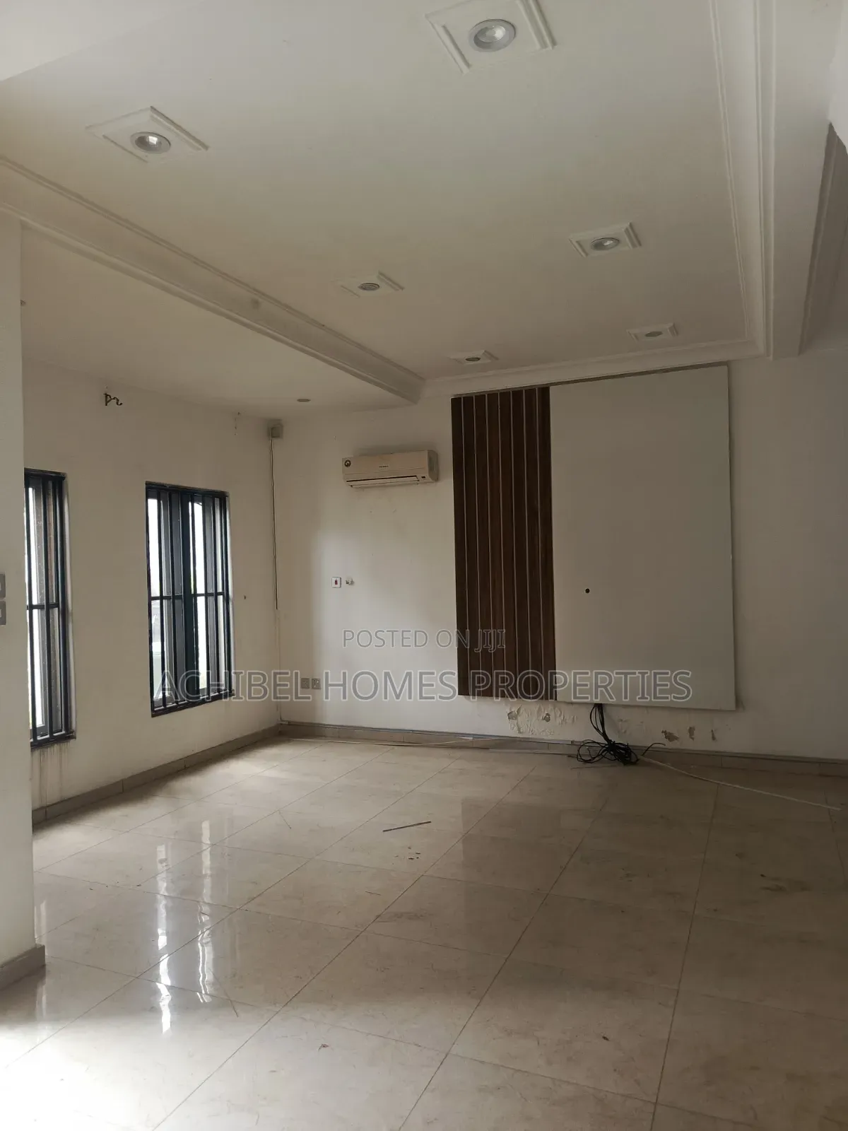 4bdrm Duplex in Off Freedom Way, Lekki Phase 1 for rent