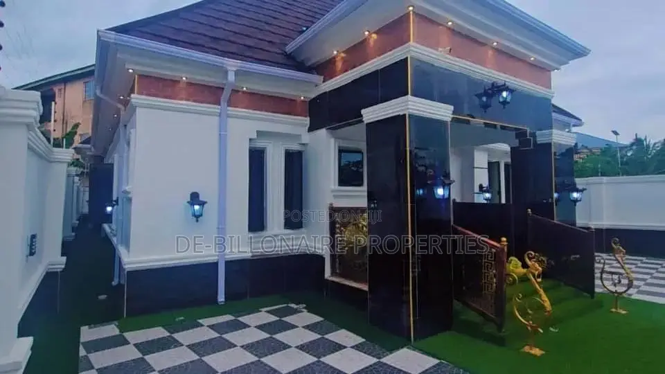 5bdrm Bungalow in Owerri for sale