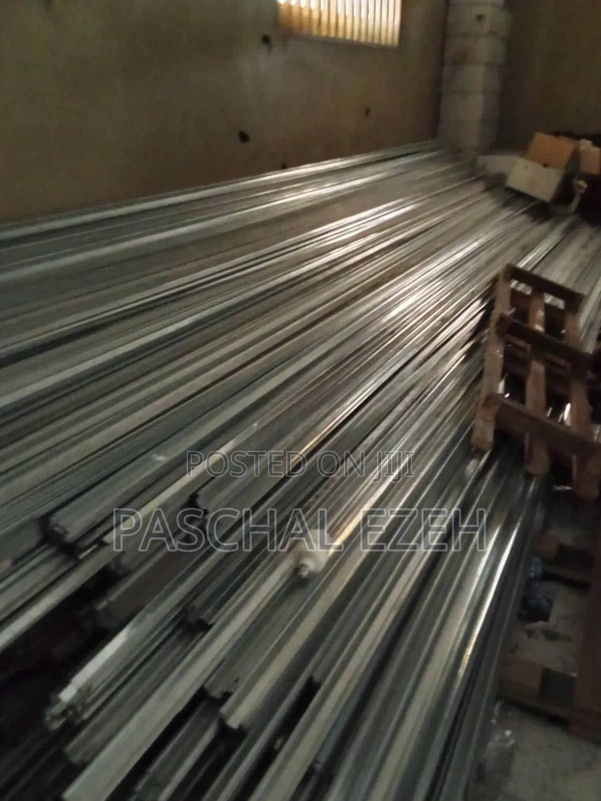 Light Weight Steel Trusses for Roof Carcass