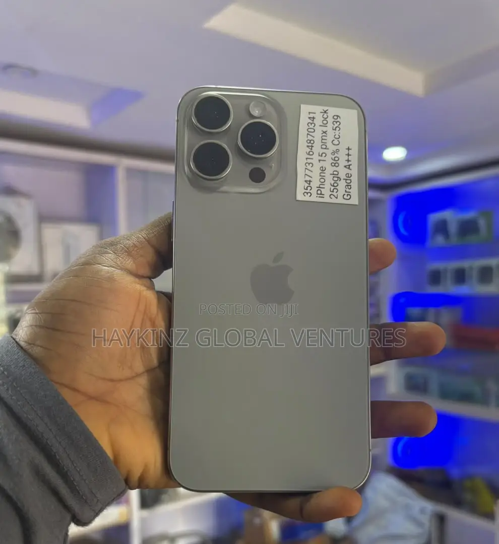 Apple iPhone 15 Pro Max 256 GB Graphite