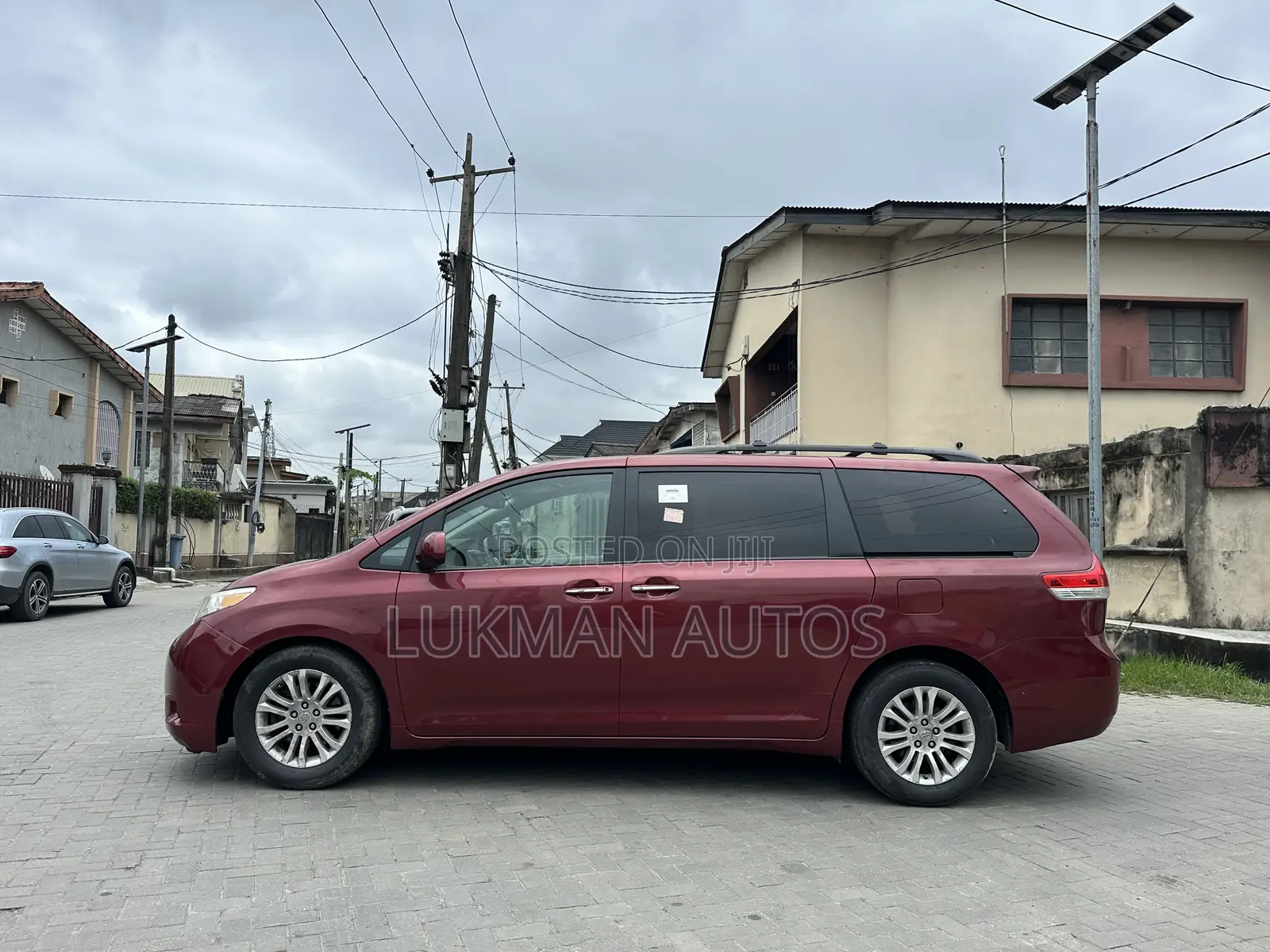 Toyota Sienna XLE 7 Passenger 2011 Red