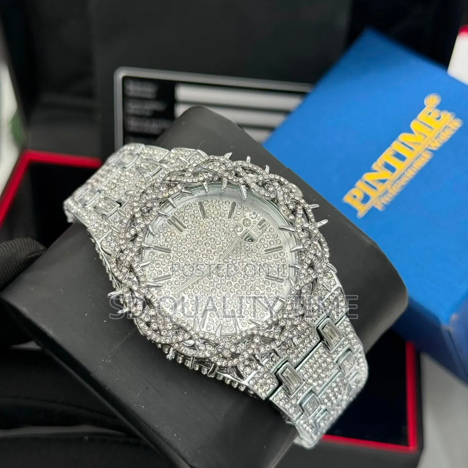 Pintime Crown Bezel Watch