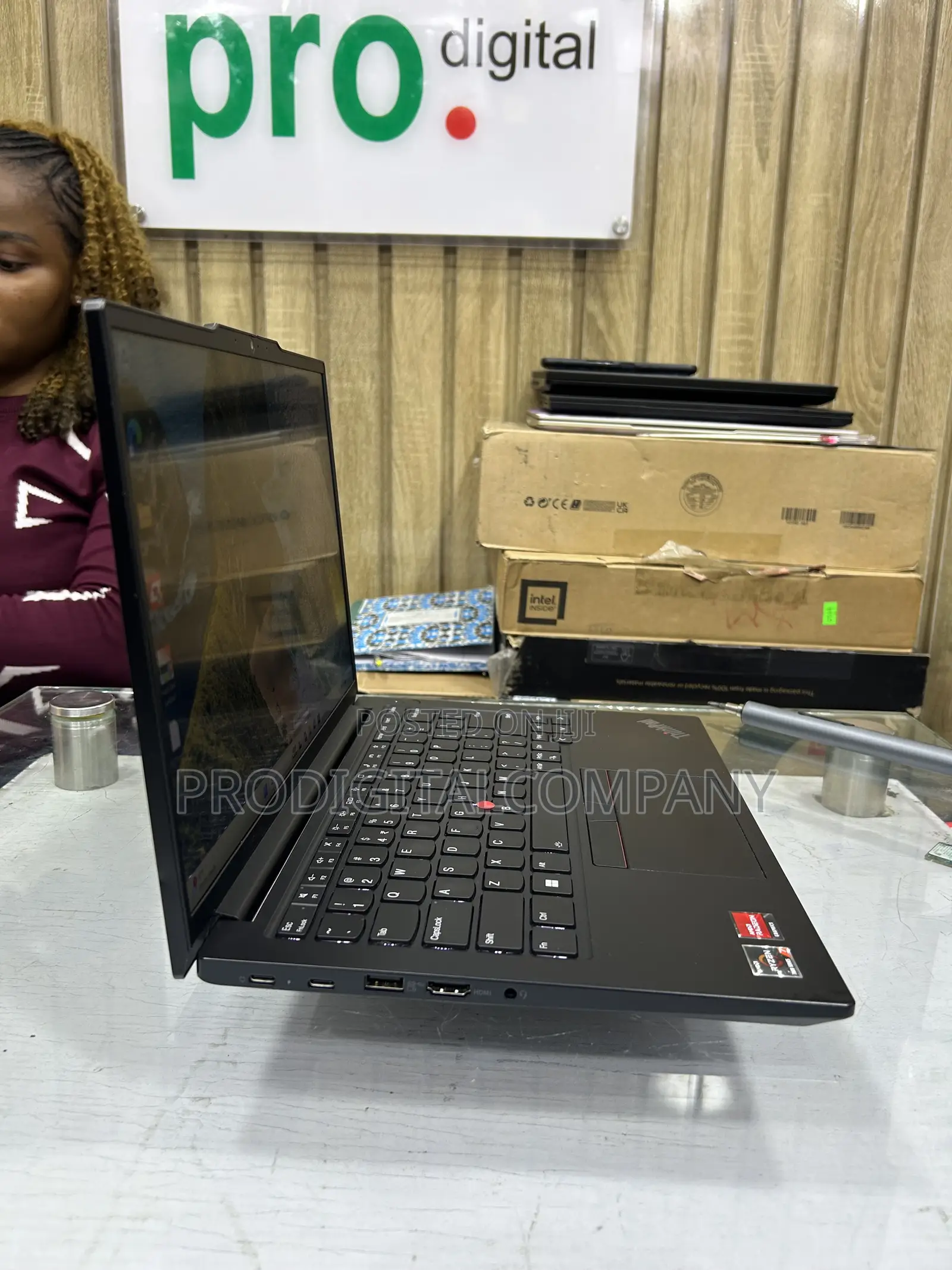 Laptop Lenovo ThinkPad E14 Gen 5 40GB AMD Ryzen 7 SSD 1T