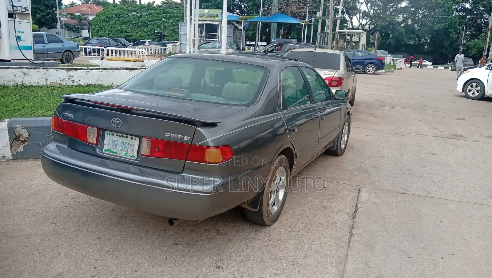 Toyota Camry 2001 Gray