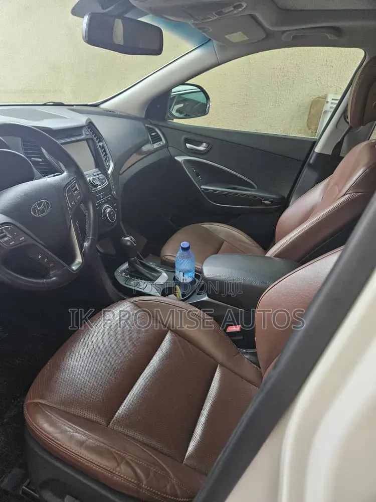 Hyundai Santa Fe 2015 White