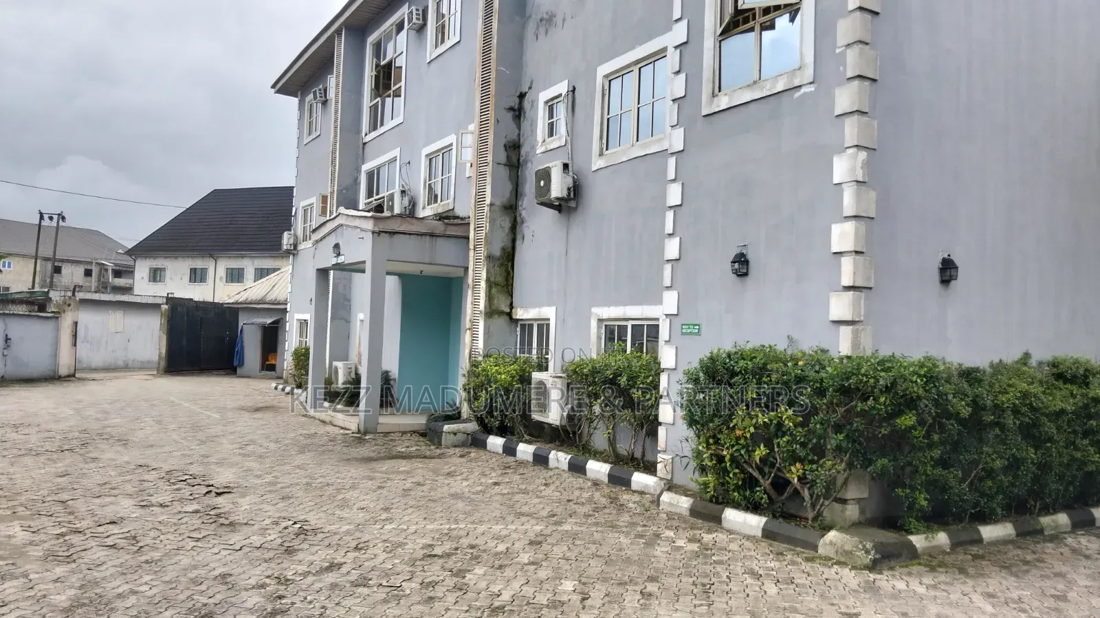 For Sale : 45 Rooms Hotel Near Obirikwere Flyover Port Harcourt