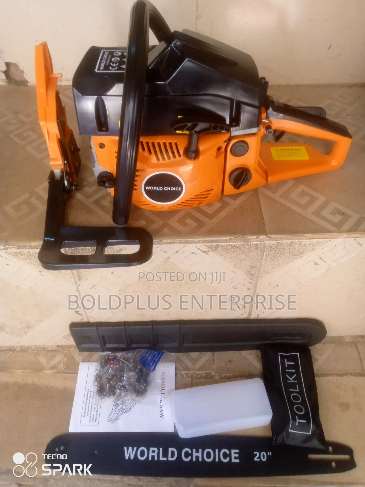 20 Inches World Choice Gasoline Chain Saw Machine