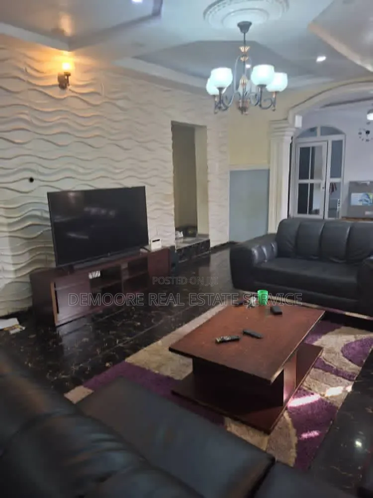 3bdrm Bungalow in Unique Estate, Baruwa for sale