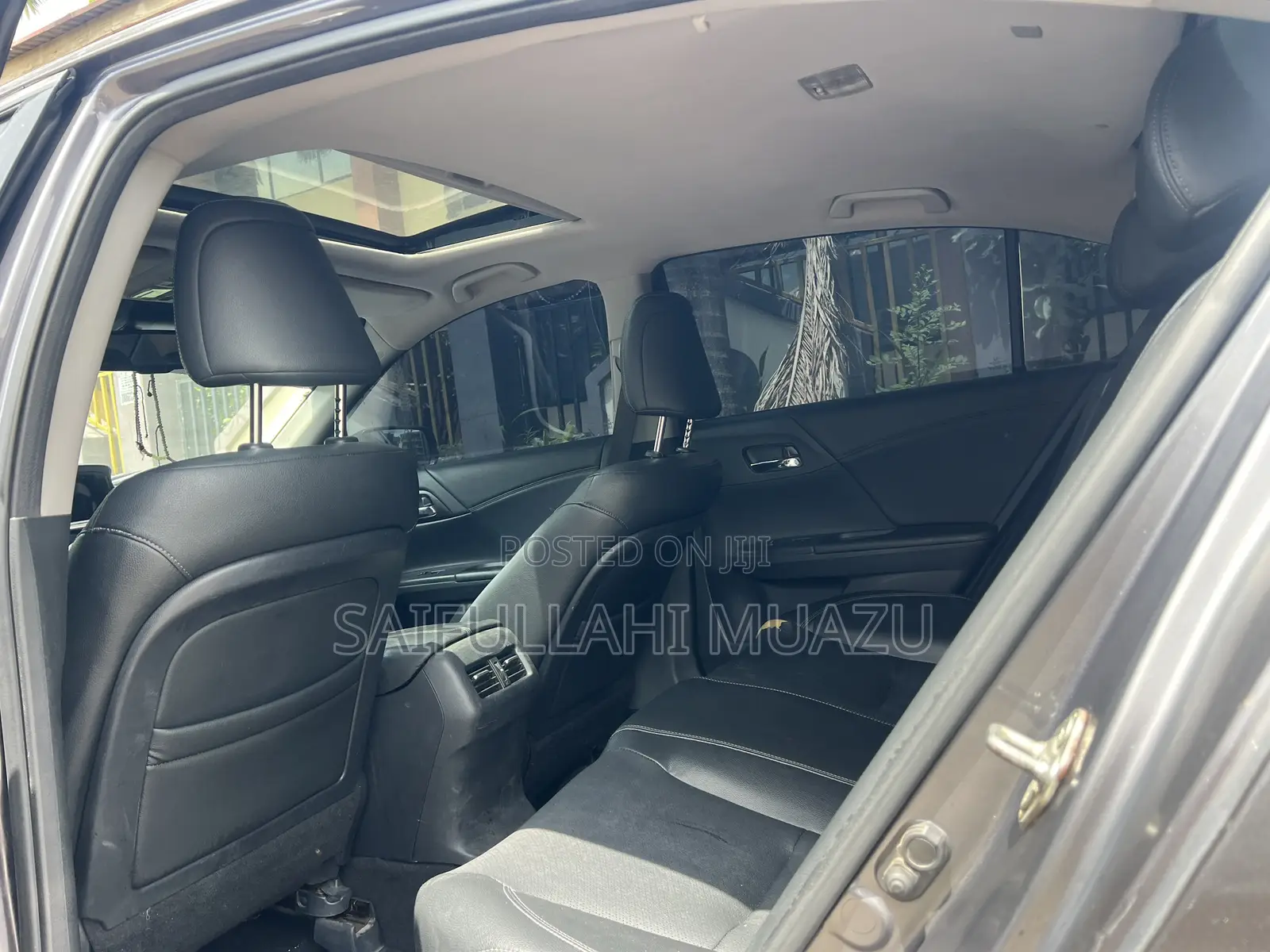 Honda Accord Touring V-6 4dr Sedan (3.5L 6cyl 6A) 2015 Gray