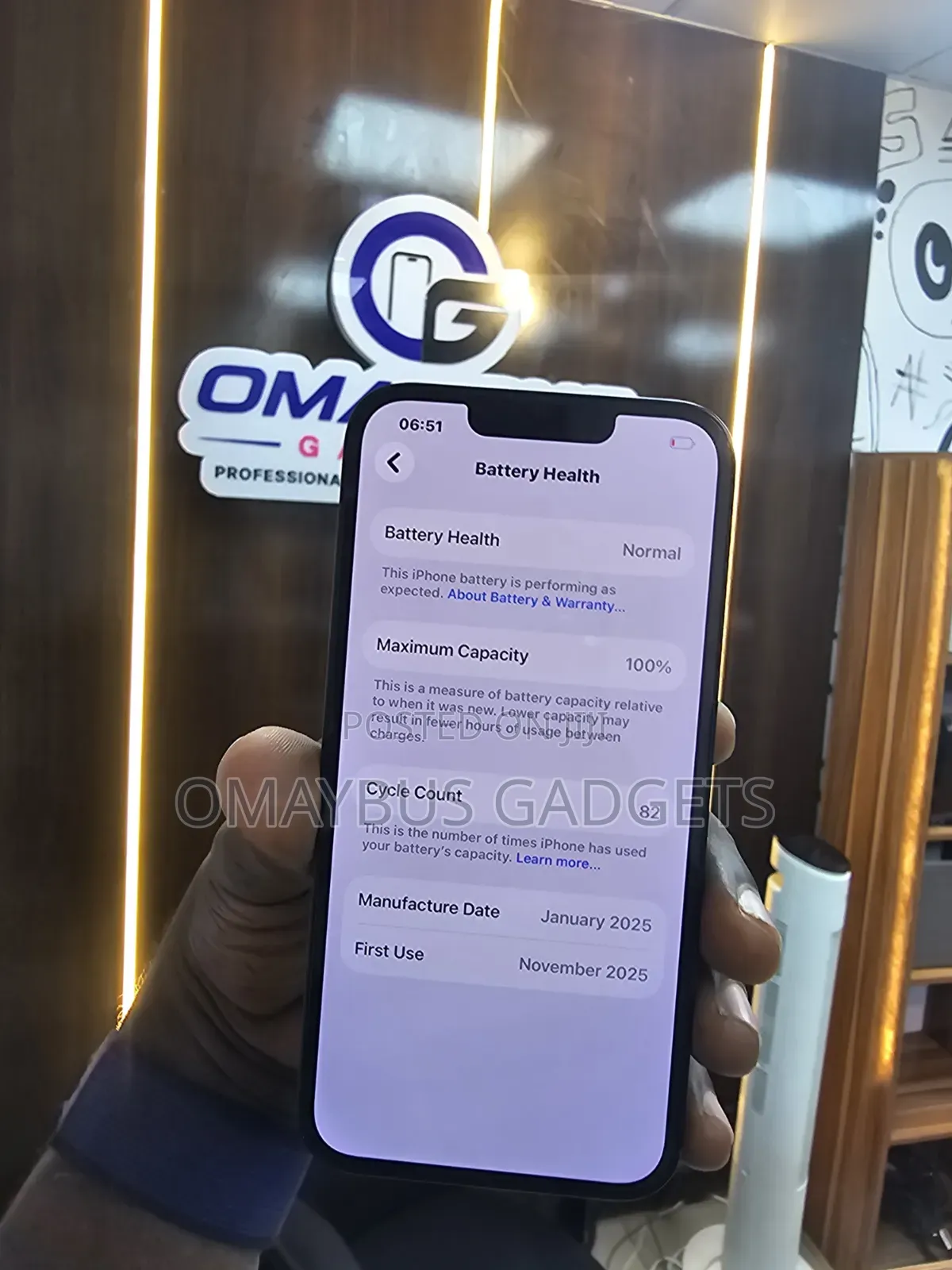Apple iPhone 16e 128 GB Black