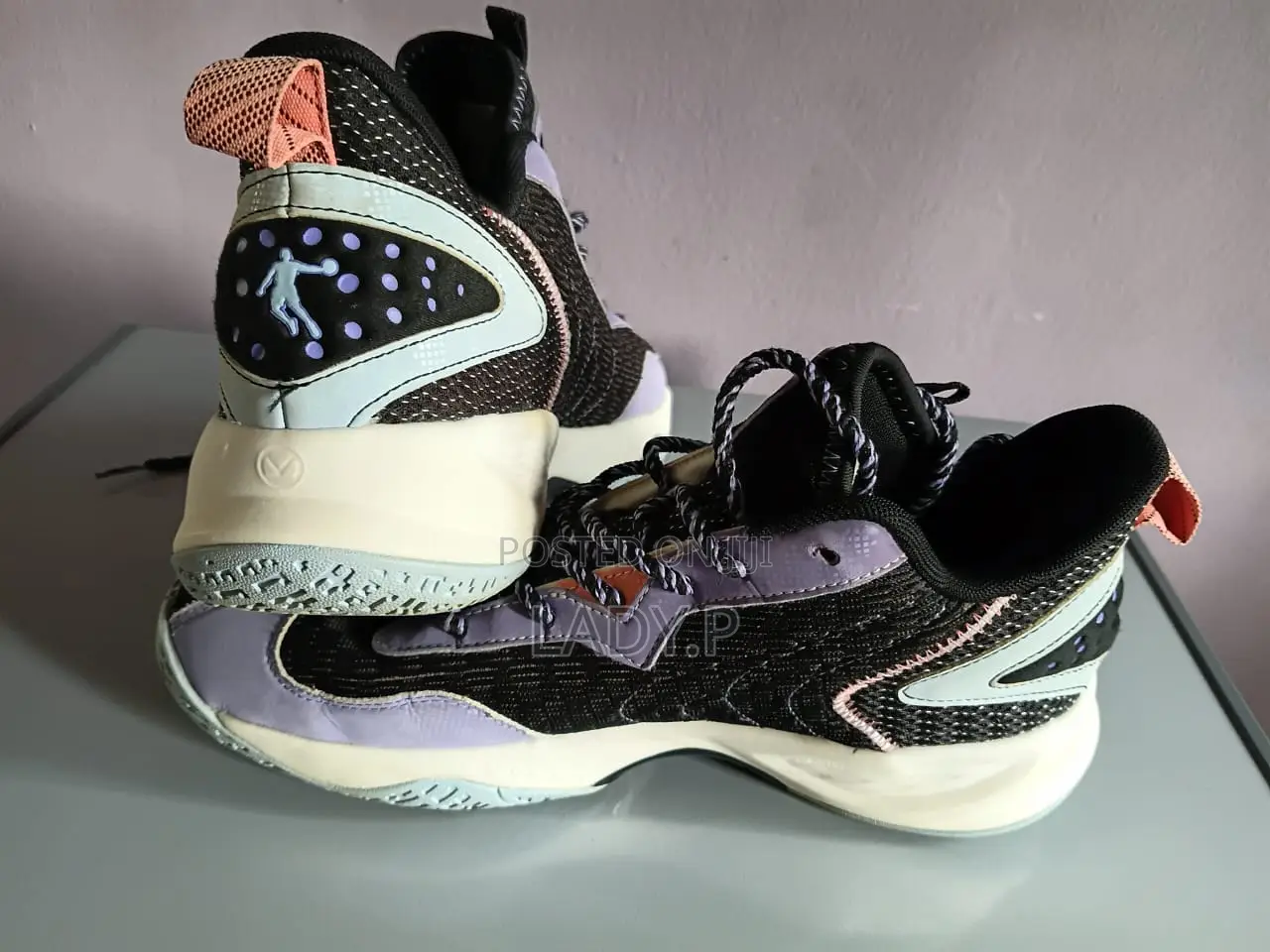 ANTA Shock Basketball Shoes - Size 43