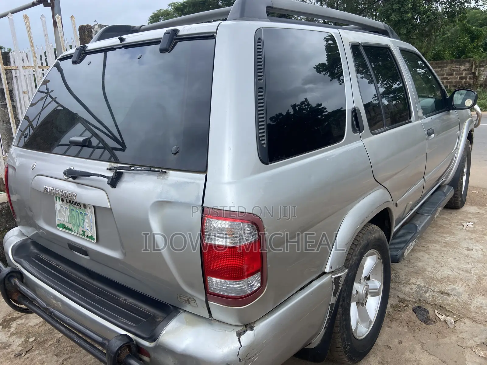 Nissan Pathfinder SE AWD SUV (3.5L 6cyl 4A) 2003 Silver