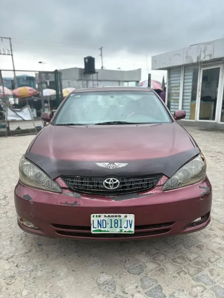 Toyota Camry 2005 Red