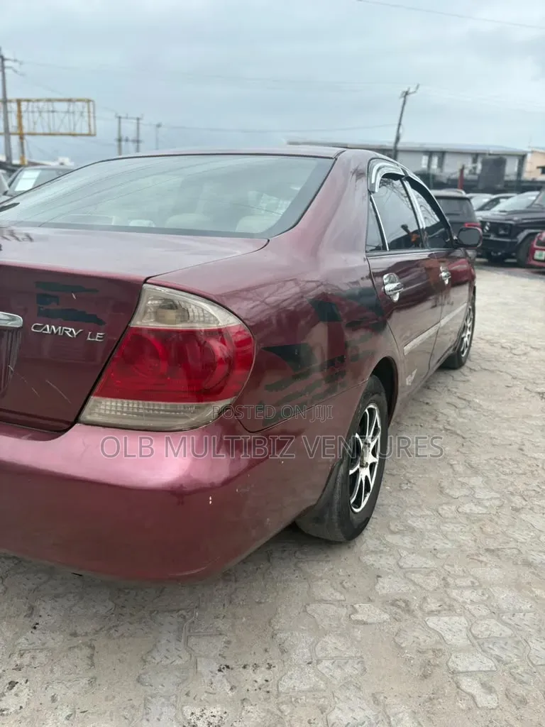 Toyota Camry 2005 Red